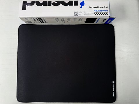 Pulsar ParaControl V2 – Lót chuột control đa size đế cao su
Black / L (420 x 330 x 4mm)