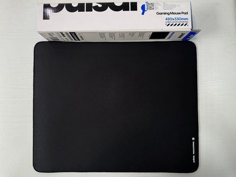 Pulsar ParaControl V2 – Lót chuột control đa size đế cao su
Black / L (420 x 330 x 4mm)